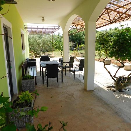 Apartments Leo Janjina Luaran gambar